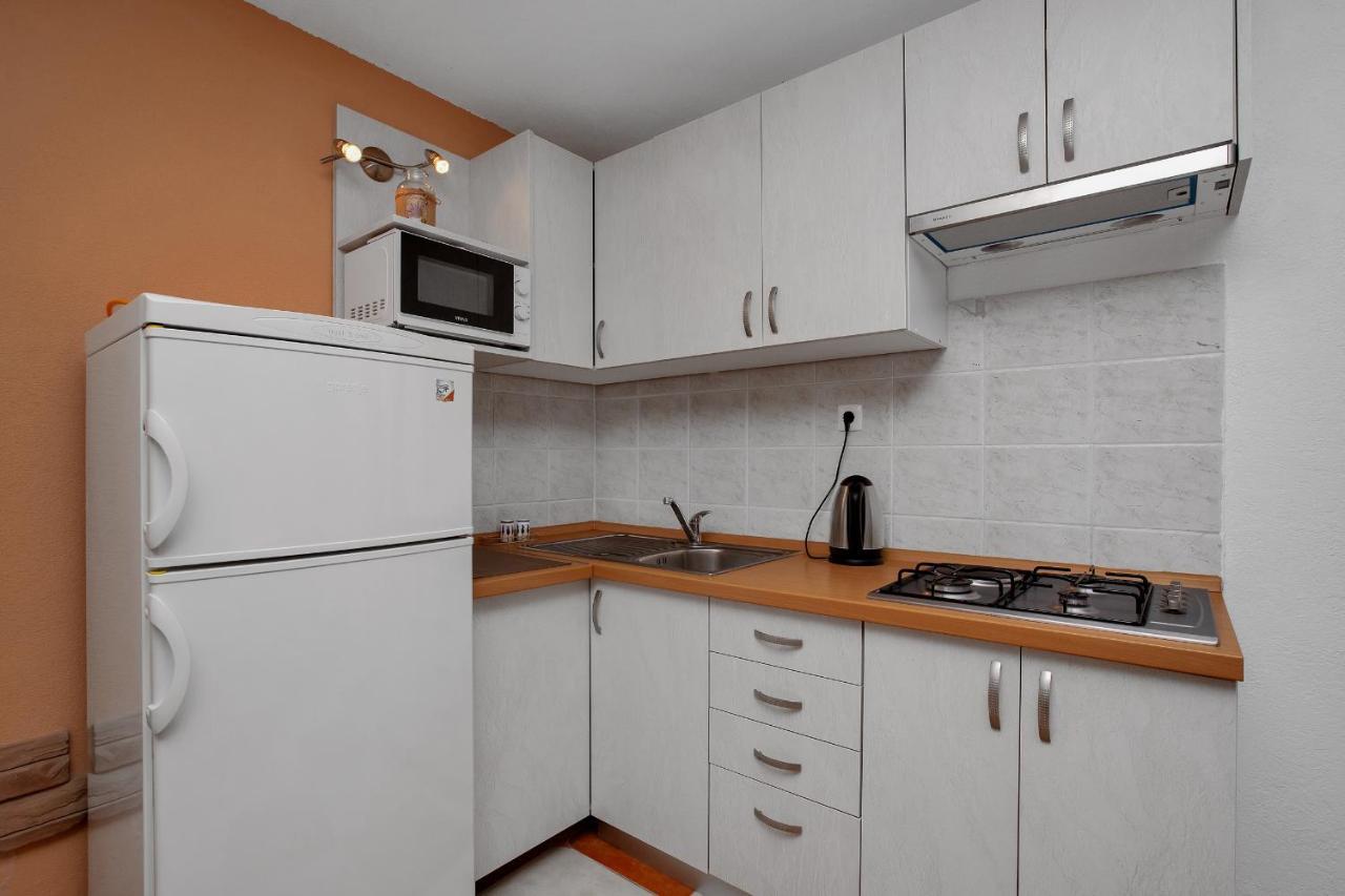 Apartman Toni Apartment Драшнице Екстериор снимка